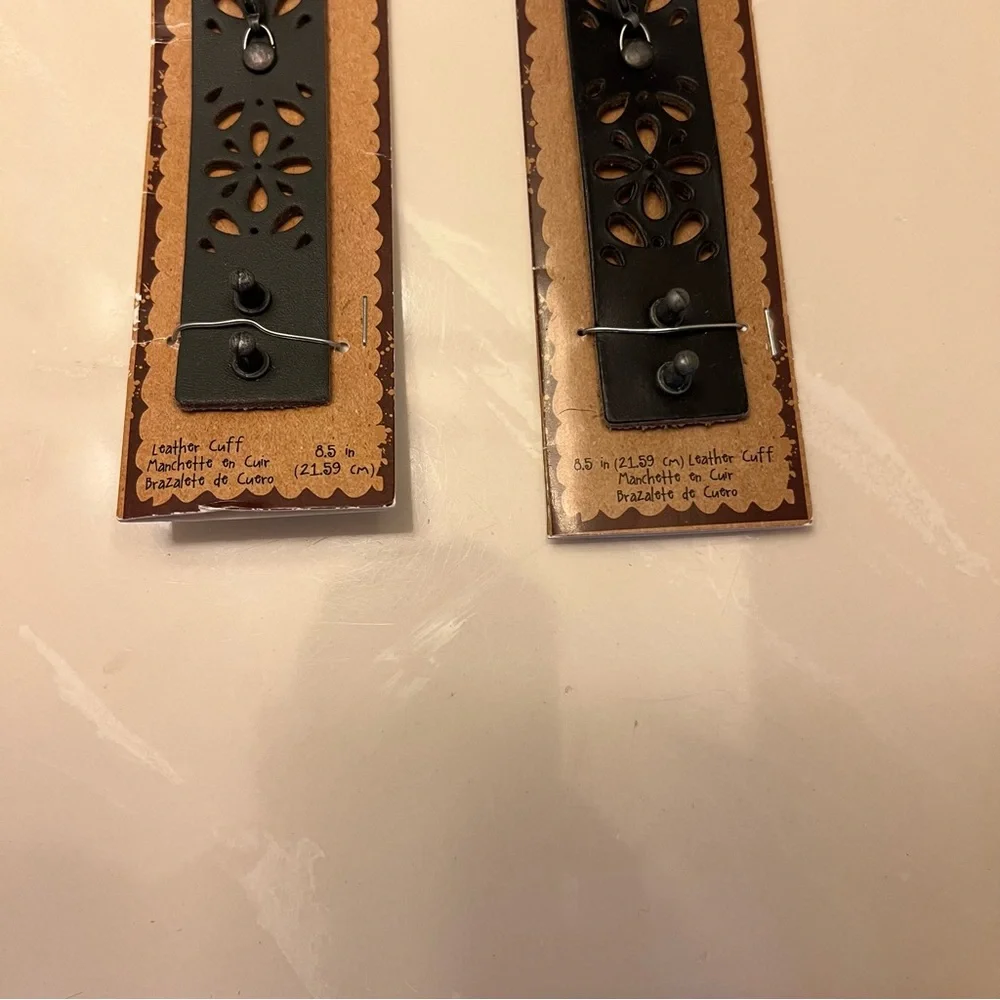 Chokers (brand new, set of 2)‎
